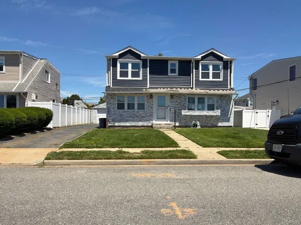64 Ketcham Avenue, Hicksville, NY 11801