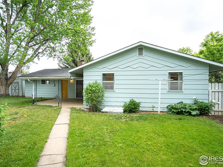 1033 Briarwood Rd — Photo 12