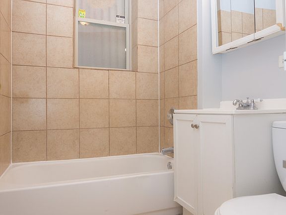5th image of 7147 S Jeffery Blvd #7147406