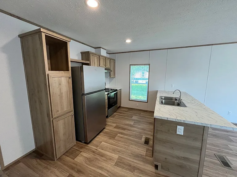 515 Tom Mann Rd — Photo 56
