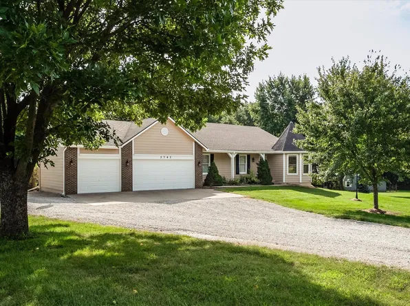 3743 Indiana Rd, Pomona, KS 66076