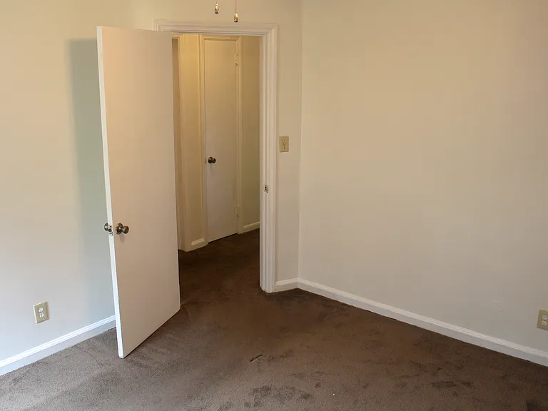 1540 Rosewood Cir — Photo 7