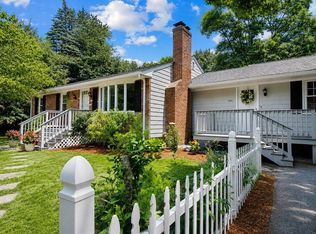 344 Old Post Rd, North Attleboro, MA 02760
