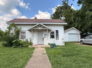719 W Frisco St, Mountain Grove, MO 65711