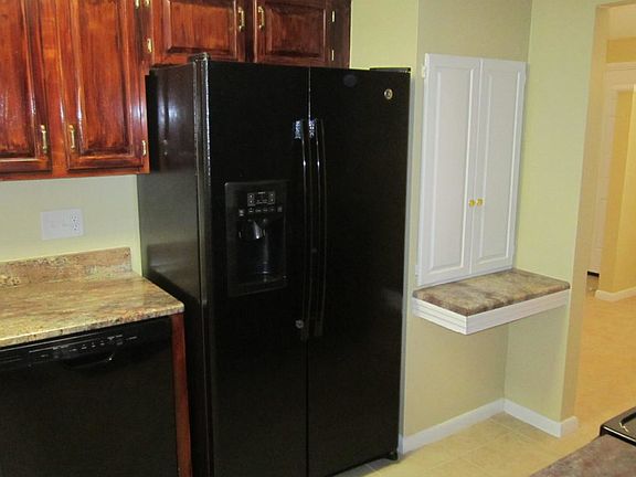 5th image of 11463 Beacon Dr N