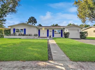 11500 NW 19th Ct, Pembroke Pines, FL 33026