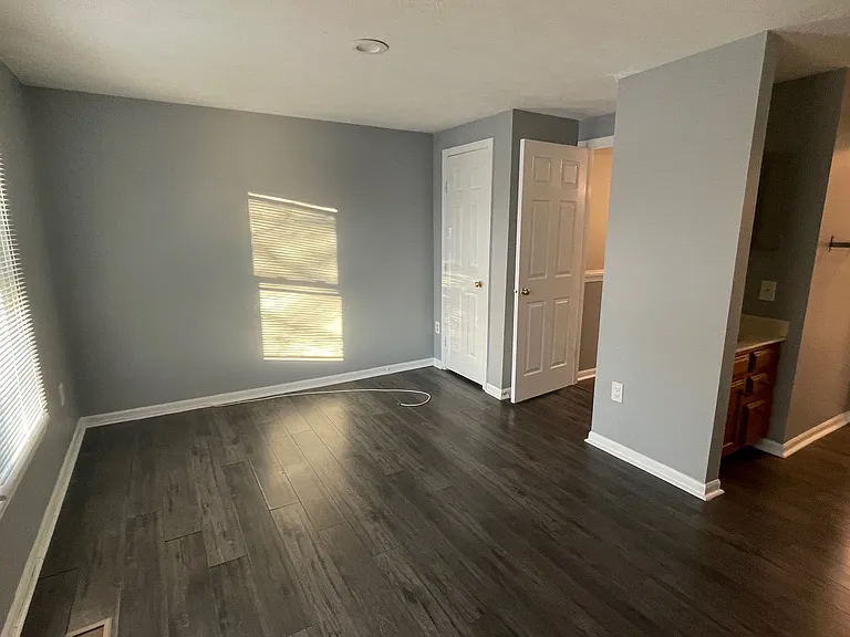 7777 Paddock Way — Photo 9