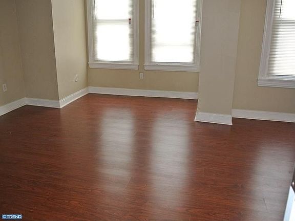 4th image of 1200 W Airdrie St #2