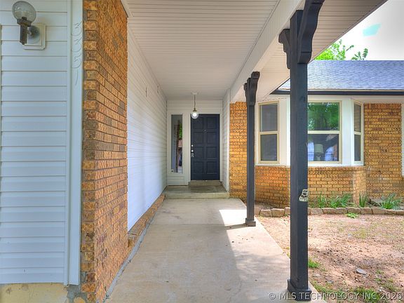 3rd image of 3351 S 143rd East Ave