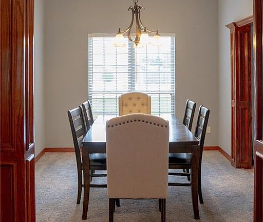 5th image of 313 N Chisholm Trail Way