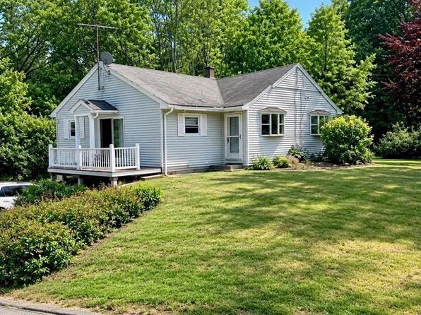 214 216 River Rd E, Berlin, MA 01503