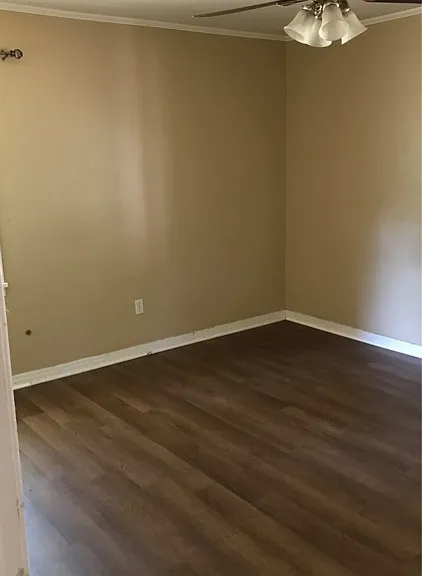 709 Center St — Photo 10