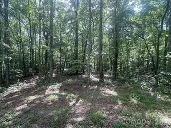 2060 Highway 19 #S, Bryson City, NC 28713