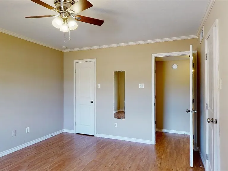 904 University Oaks Blvd #1 — Photo 14