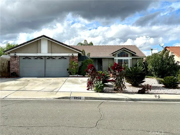 1256 Richards Rd, Perris, CA 92571