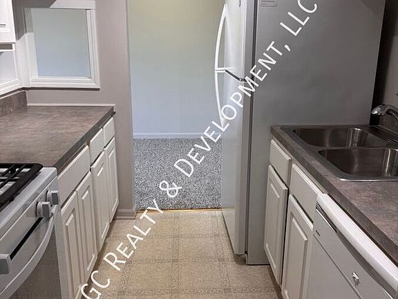 2nd image of 1875 Tall Oaks Dr Unit 3404