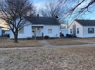 1321 W 4th St, Coffeyville, KS 67337