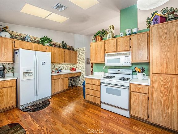 5th image of 40793 Caballero Dr