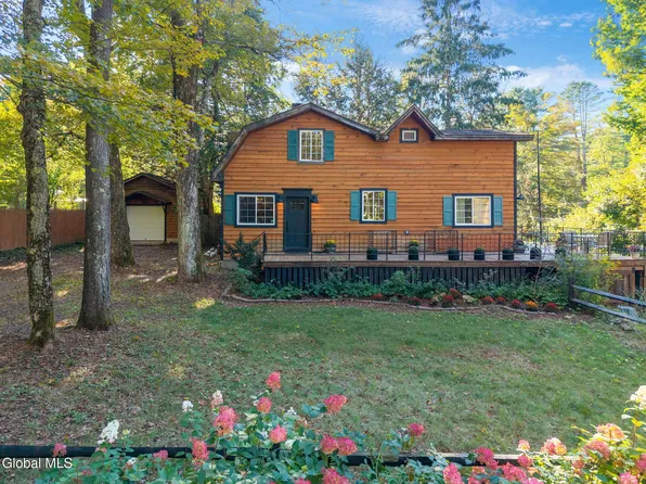 5623 Lake Road, Galway, NY 12074