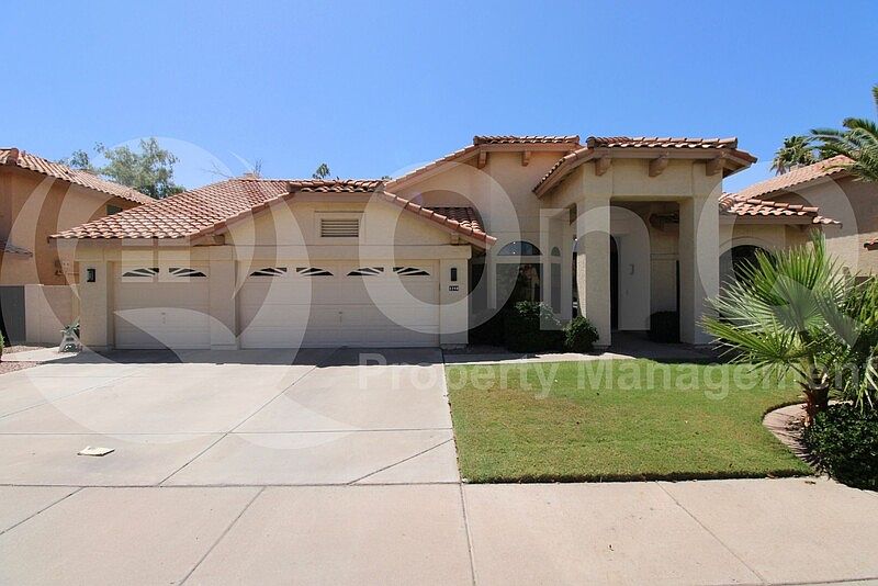 1st image of 3240 S Ambrosia Dr