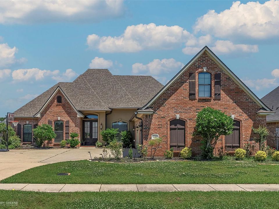 1st image of 230 Welham Trce