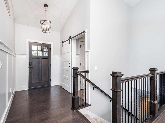 3rd image of 4679 Cottage Ln