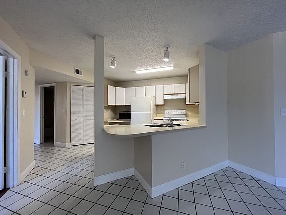 2nd image of 4015 W McNab Rd #1-D212
