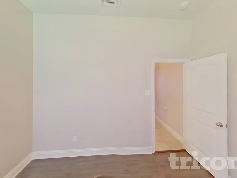 513 Alice Ln — Photo 14