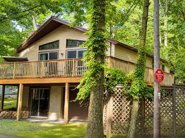 117 Maple Rd, Tafton, PA 18464