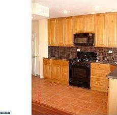 2nd image of 4443 Oakmont St