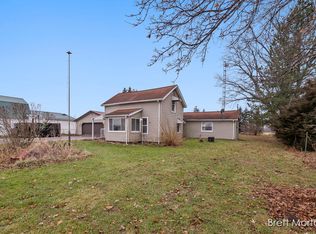 7620 S Vickeryville Rd, Sheridan, MI 48884