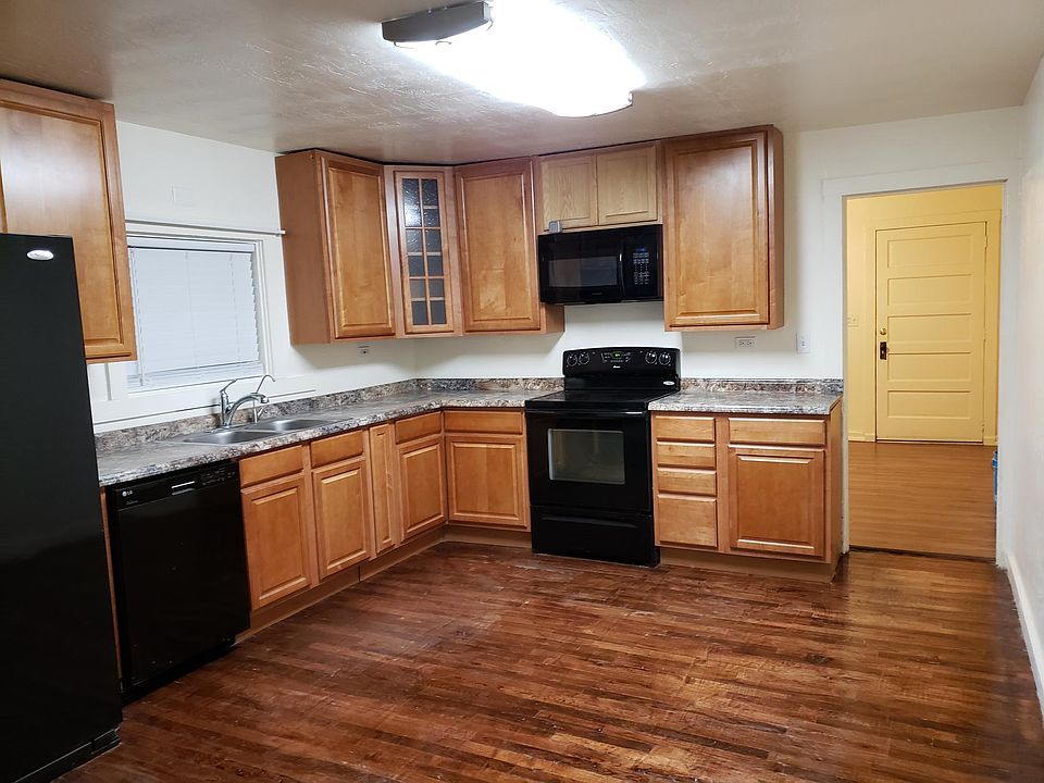 1st image of 48 W University Dr