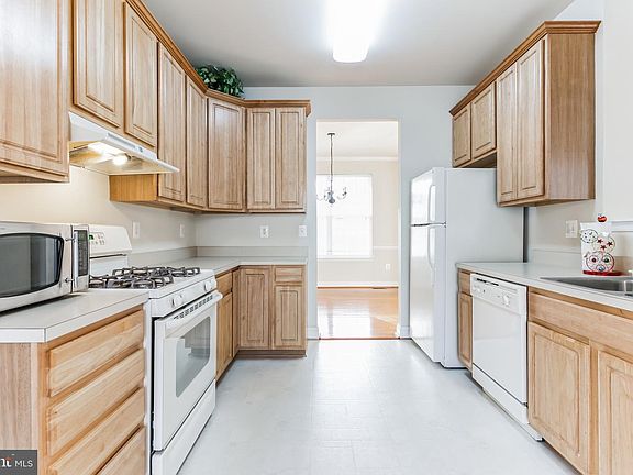 3rd image of 45922 Bolden Ct