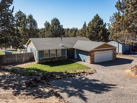 2nd image of 8199 SW Crater Loop Rd