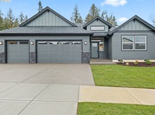2913 NE Currin Creek Dr, Estacada, OR 97023