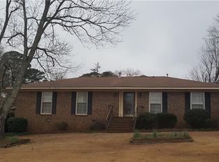 2108 Rocky Brook Rd, Opelika, AL 36801