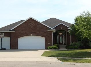 123 Emerald Lake Dr, Lake City, MN 55041