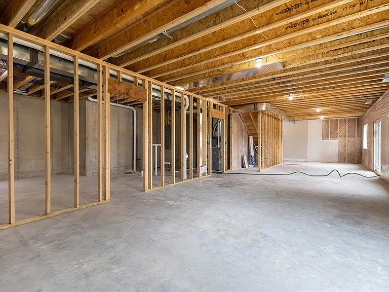 405 N Blake Ave — Photo 14