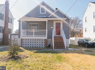 3043 Parktowne Rd, Parkville, MD 21234