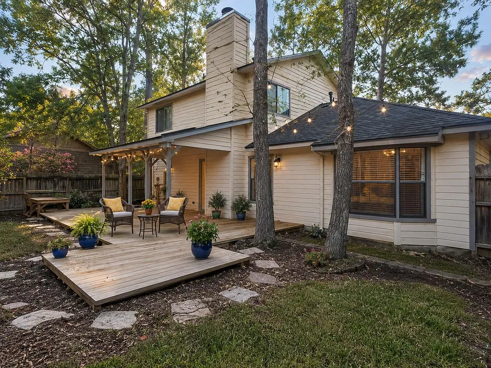 80 Fallenstone Dr