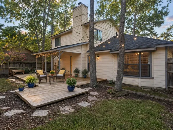 80 Fallenstone Dr, The Woodlands, TX 77381