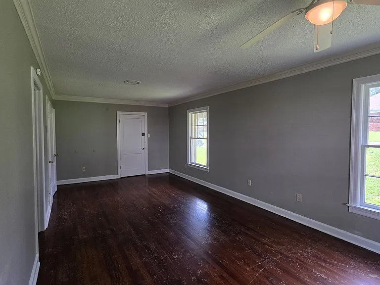 1393 Ridgewood Park Rd — Photo 5