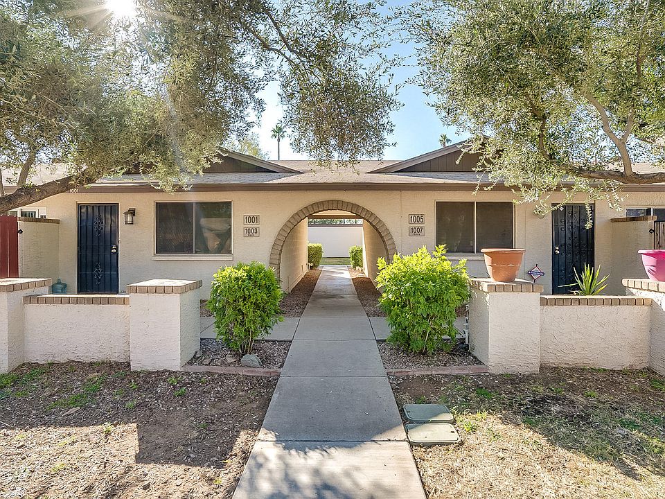 1st image of 1007 W Laguna Dr