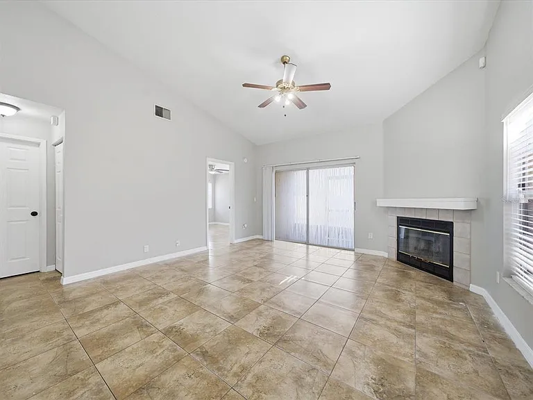 7615 Lemon Wood Ct — Photo 19