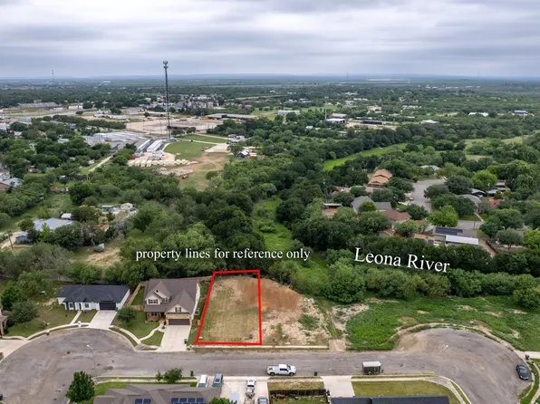 19 RIO SECO DR LOT 10, Uvalde, TX 78801