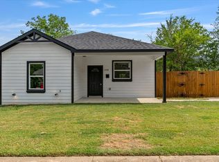 1318 E Pulaski St, Fort Worth, TX 76104