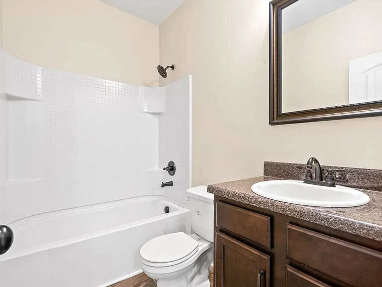 2976 McManus Cir — Photo 26