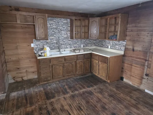 5064 Wilburn Rd, Wilburn, AR 72179