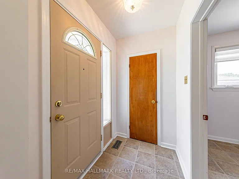 6 Paloma Pl #MAIN — Photo 3