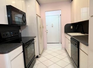 60 Amberly Dr UNIT G, Manalapan, NJ 07726